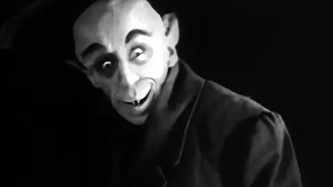 Nosferatu en Bob Esponja. / RRSS