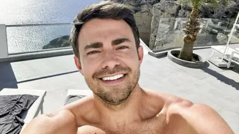 Jonathan Bennett. / RRSS