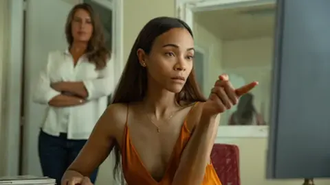 Zoe Salda&ntilde;a. / RRSS