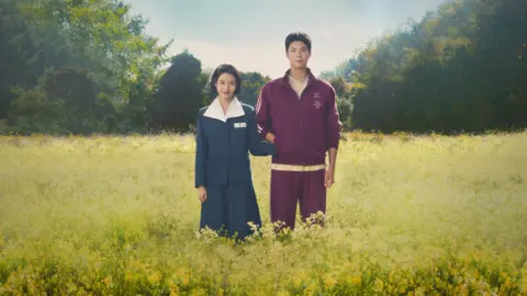 When life gives you tangerines. / Netflix