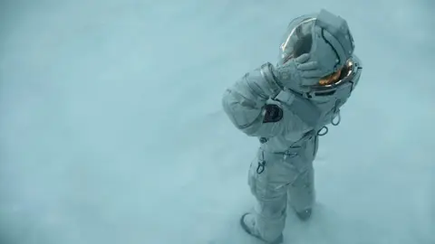 Una escena de la pel&iacute;cula Mickey 17. / Mundiario.