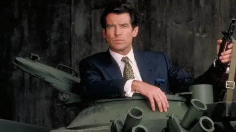Pierce Brosnan. / RRSS