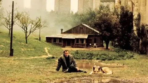 Fotograma de la secuencia final de "Nostalgia", de Tarkovski.