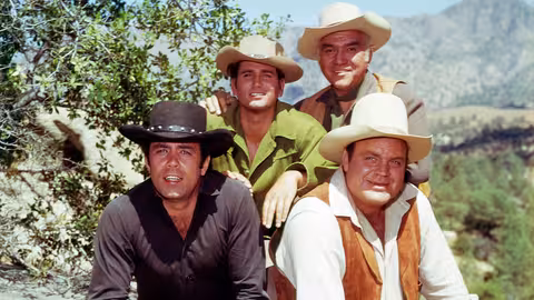 La familia Cartwright estaba formada por un hombre tres veces viudo, que había tenía un hijo con cada mujer y eran de diferente ascendencia. / TV