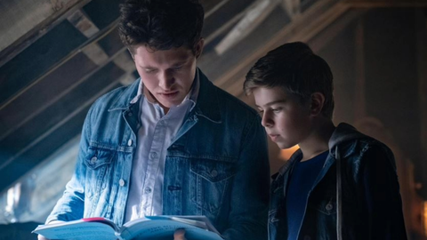 Alexander Elliot y Rohan Campbell en Los hermanos Hardy (2020) / IMDb
