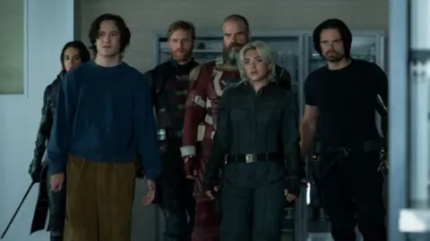Thunderbolts. / RRSS