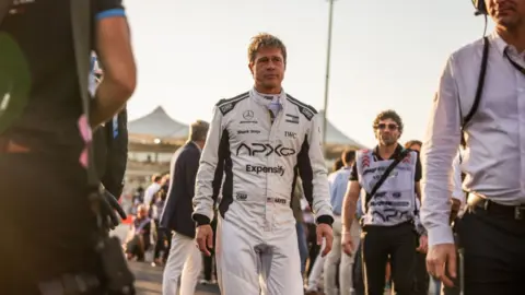Brad Pitt en F1. / RRSS