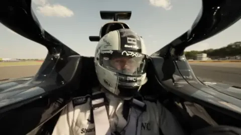 F1. / RRSS