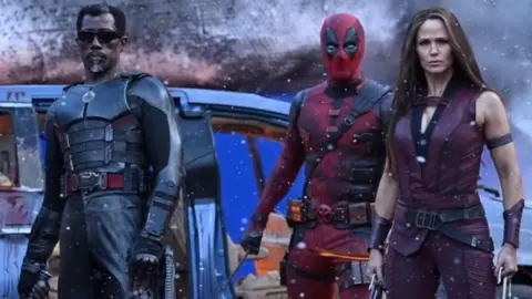 Blade y Deadpool. / RRSS