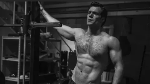 Henry Cavill. / RRSS