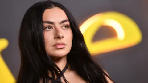 Charli Xcx. / RRSS
