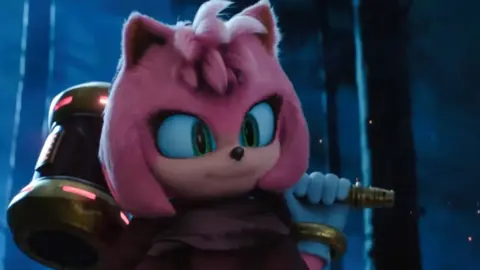 Sonic 4. / RRSS