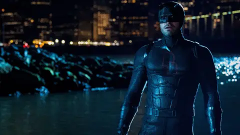 Daredevil Born Again. cap&iacute;tulo 1 temporada 2. / RRSS