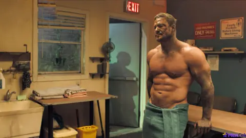 Alan Ritchson. / RRSS