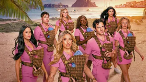 Million Dollar Nannies. / RRSS