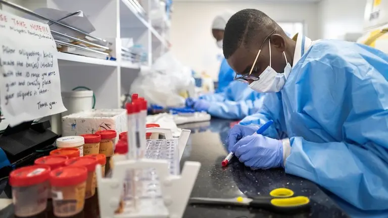 centro de transferencia tecnología de vacunas de ARNm de África 