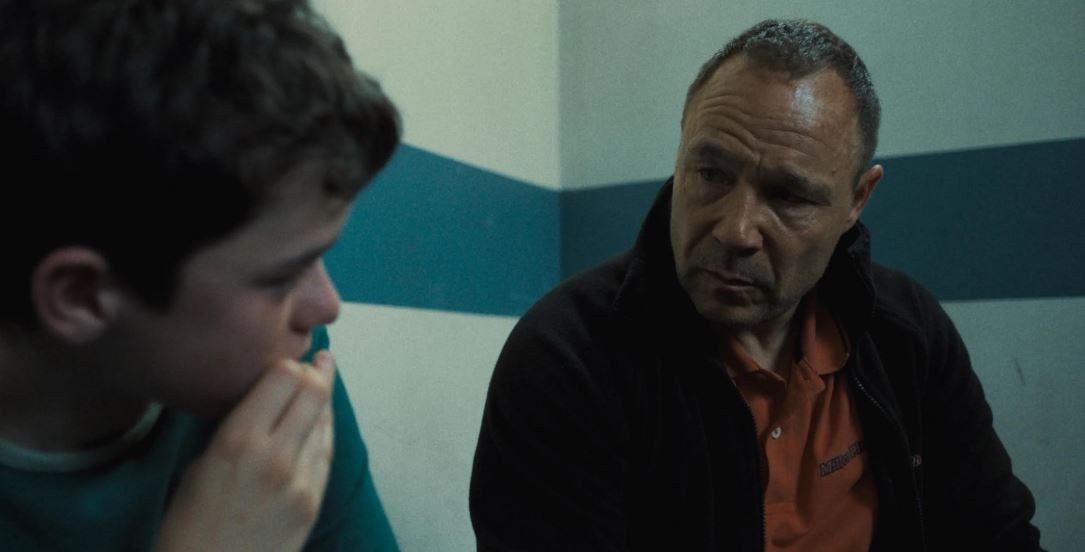 Stephen Graham y Owen Cooper en Adolescencia (2025) / IMDb