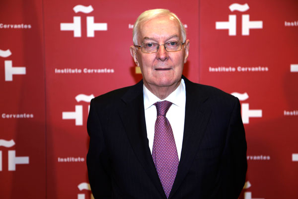 Víctor de la Concha.