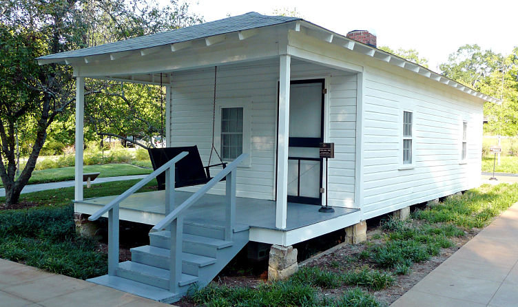 Casa natal de Elvis Presley en Tupelo. / Mundiario