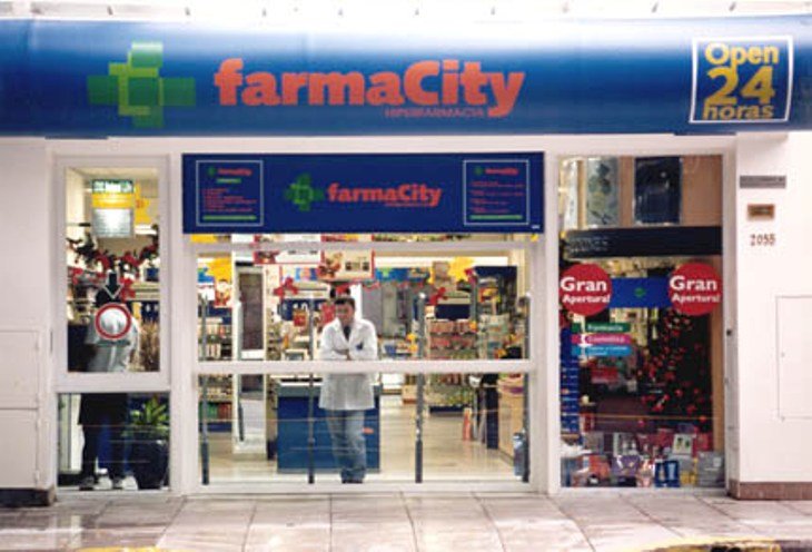 Farmacity es una cadena de farmacias con un formato de autoservicio que es el resultado del emprendimiento de un grupo de inversores y empresarios de diversos sectores