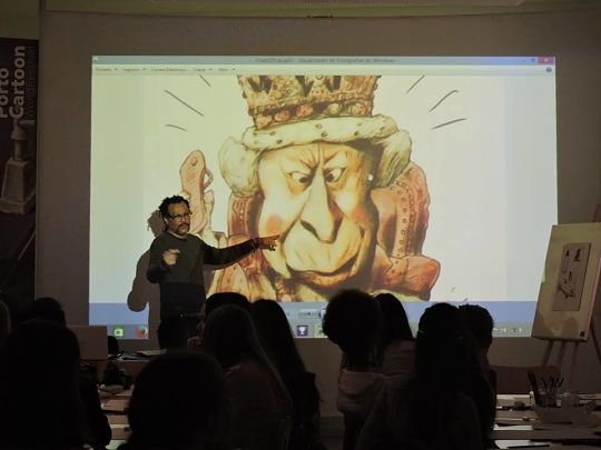 Cau Gomez impartiendo uno de sus talleres a estudiantes portugueses de diseño / CG