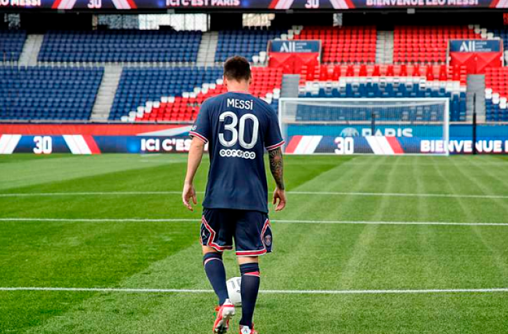 Lionel Messi en la cancha del PSG. / PSG.