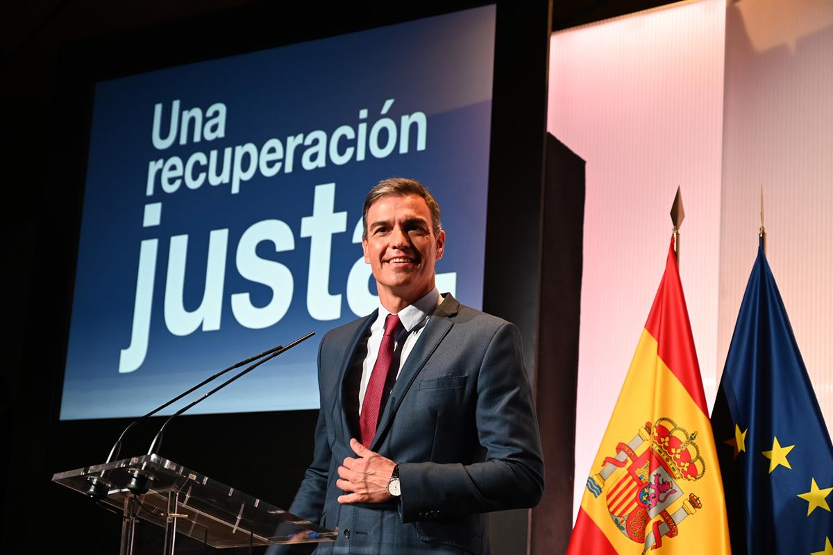 El presidente del Gobierno, Pedro Sánchez, durante la conferencia con la que abrió el curso político y presentó los planes del Ejecutivo. / Pool Moncloa / Borja Puig de la Bellacasa