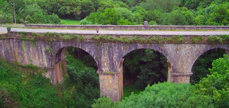 A ponte do Cruzul Becerreá