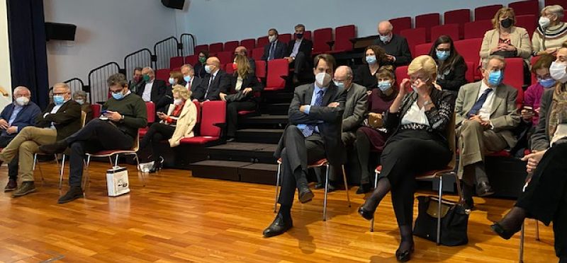Una vista parcial del salón de actos del Goethe-Institut en la presentación de los libros ¿Quo vadis, Europa? y Cómo salir de esta (II), de Mundiediciones. / MUndiario