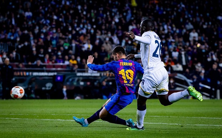 Aunque falló en ocasiones claras de gol, Ferran Torres estuvo sobresaliente en ataque. / Dani Aznar - fcbarcelona.es