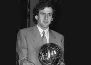 Michel Platini ganó el Balón de Oro en 1983, 1984 y 1985