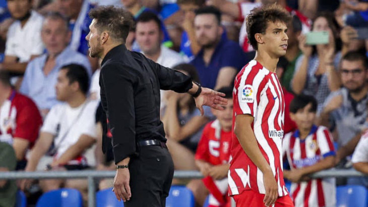 Desencuentros entre Joao Félix y Simeone. / @Twitter