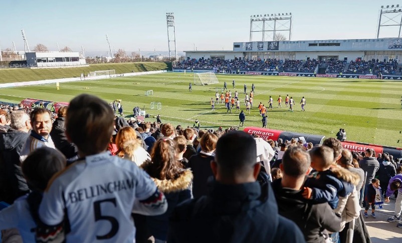Fiesta madridista en el estadio Alfredo Di Stefano..