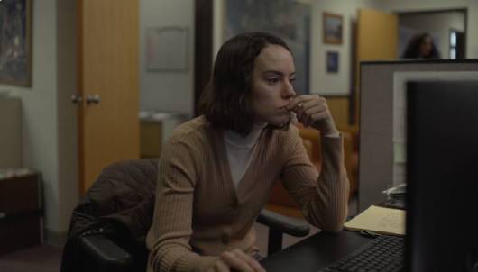 Daisy Ridley, en una escena de La vida soñada de Miss Fran. / Filmin
