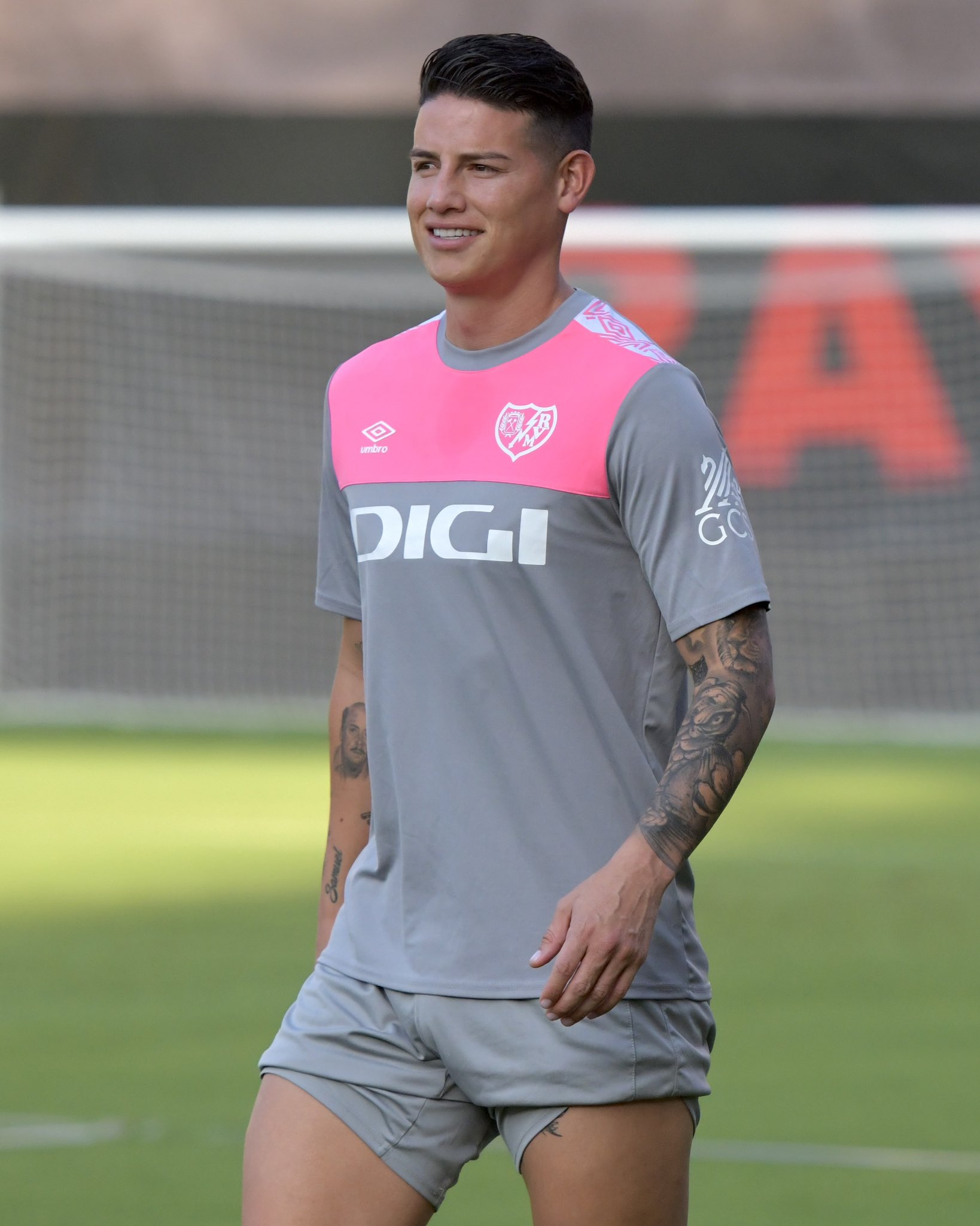 James Rodríguez entrenando con el Rayo Vallecano. / @RayoVallecano