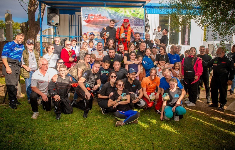 Foto de grupo final con los ganadores