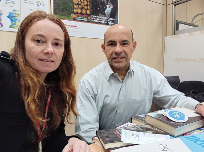 Donación de libros en Bureau Veritas
