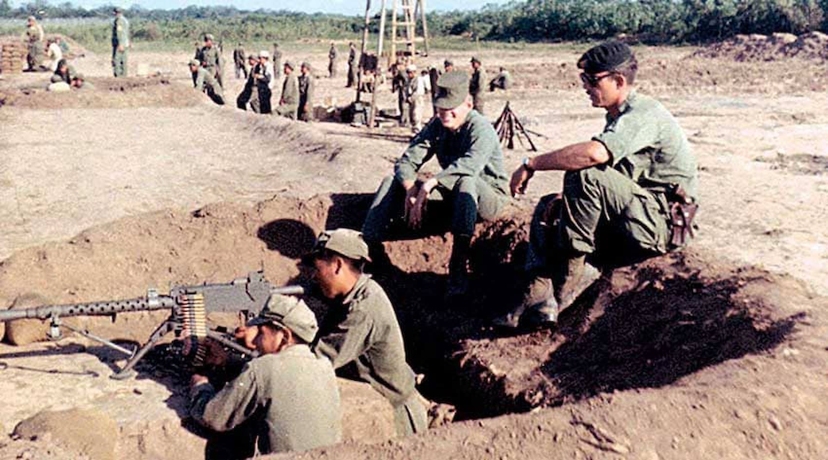 En pocas semanas los asesores militares norteamericanos, entrenaron al Destacamento 8 boliviano, especialmente creado para aniquilar la guerrilla del Che. / RR SS.