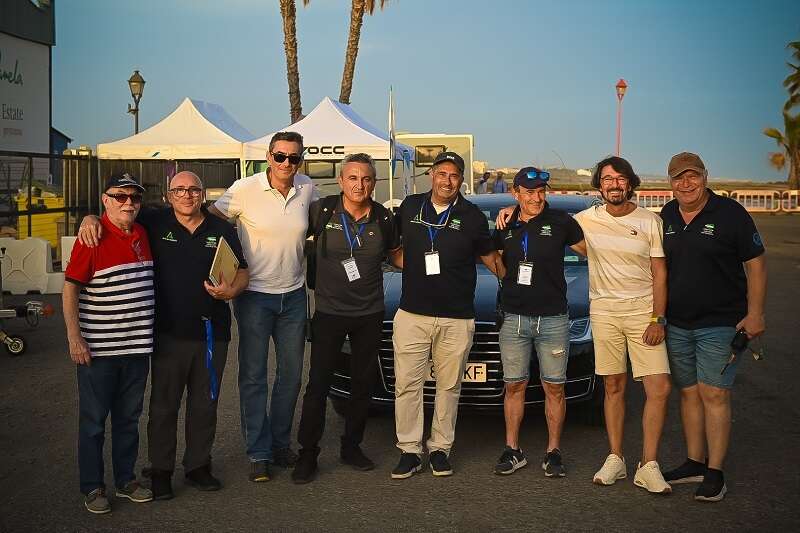 Parte del equipo de jueces de la prueba